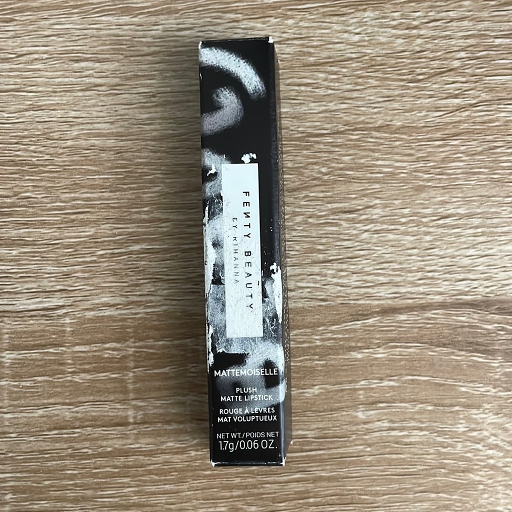 Fenty Beauty plush matte lipstick